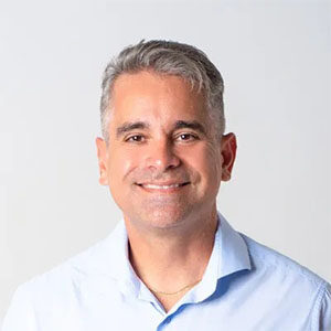 Dr. Leonardo Brito - Centro Médico Master Vida