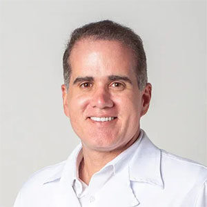 Dr. Valter Ferraz - Centro Médico Master Vida