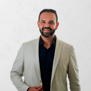 Dr. Napoleão Bezerra - Centro Médico Master Vida